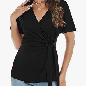 Flattering Black side adjustable tie top. Sz XXL
